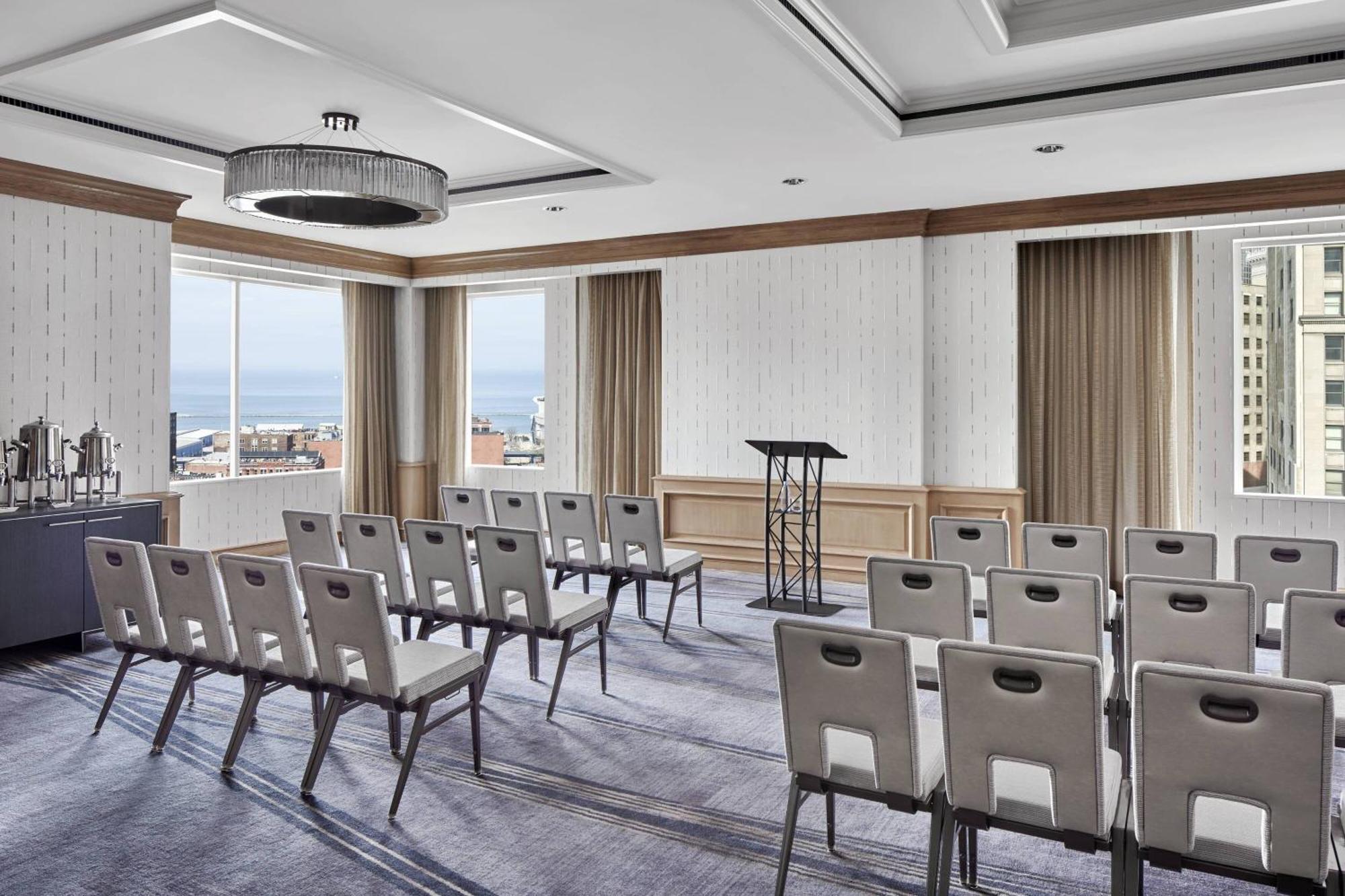 The Ritz-Carlton, Cleveland Hotel Exterior photo