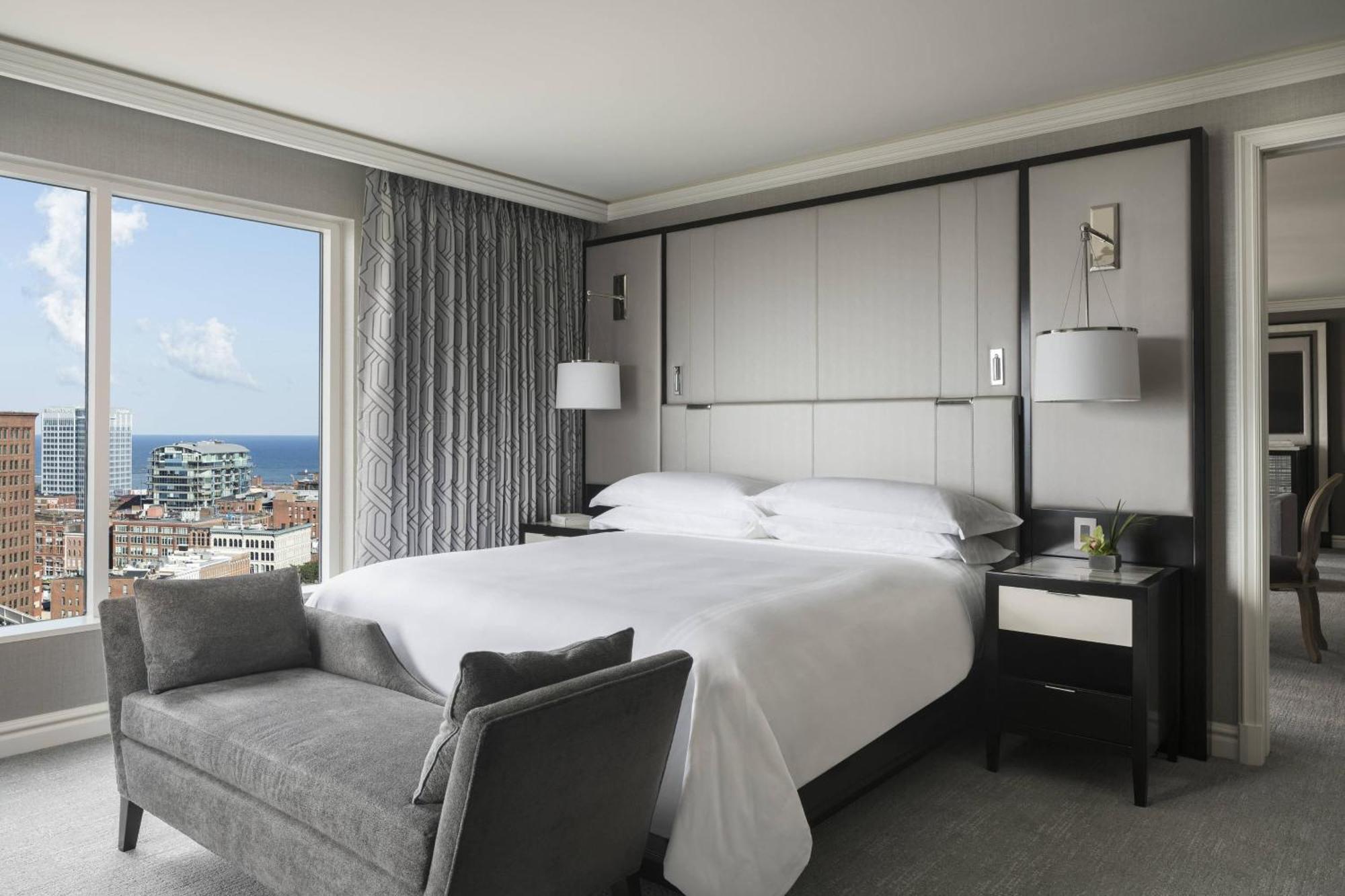 The Ritz-Carlton, Cleveland Hotel Exterior photo